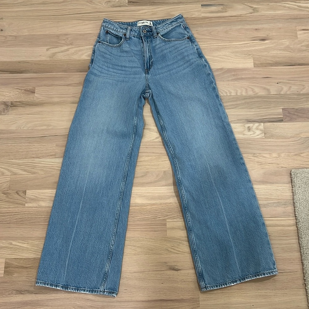 Abercrombie & Fitch Women's High Rise Jeans - Blue
